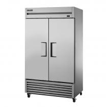 True TS-43F-HC 47" Stainless Steel Two Section Solid Door Reach in Freezer - 43 cu. ft.