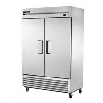 True TS-49F-HC 54-1/8" Stainless Steel Two Section Solid Door Reach-In Freezer - 42.1 cu. ft.